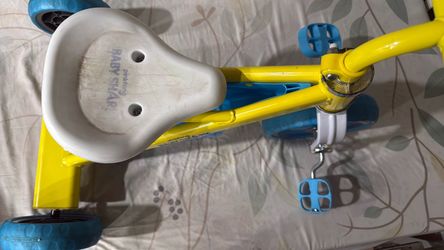 Baby Shark 10" Unisex Trike for Age 2 - 4 Years