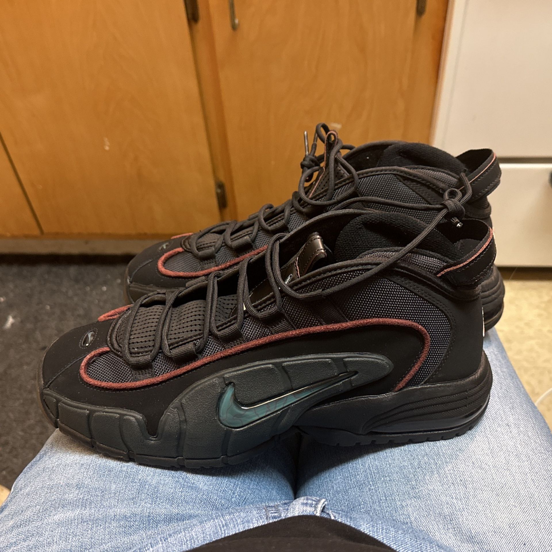 New Airmax Pennys Men’s Size 12