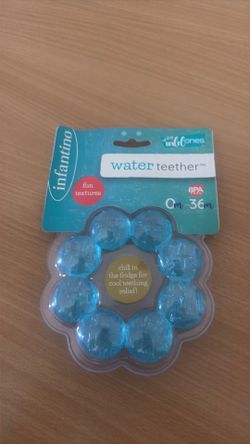Water teething ring