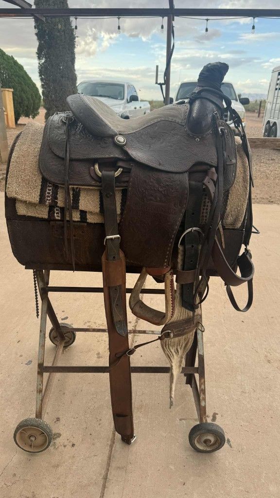 16 Inch Saddle