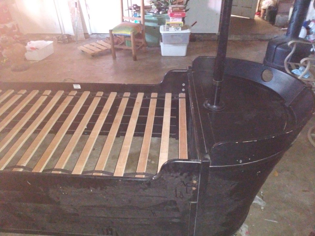 Twin Size Pirate Bed