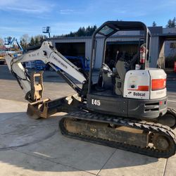 Bobcat E45 (Mini Excavator)