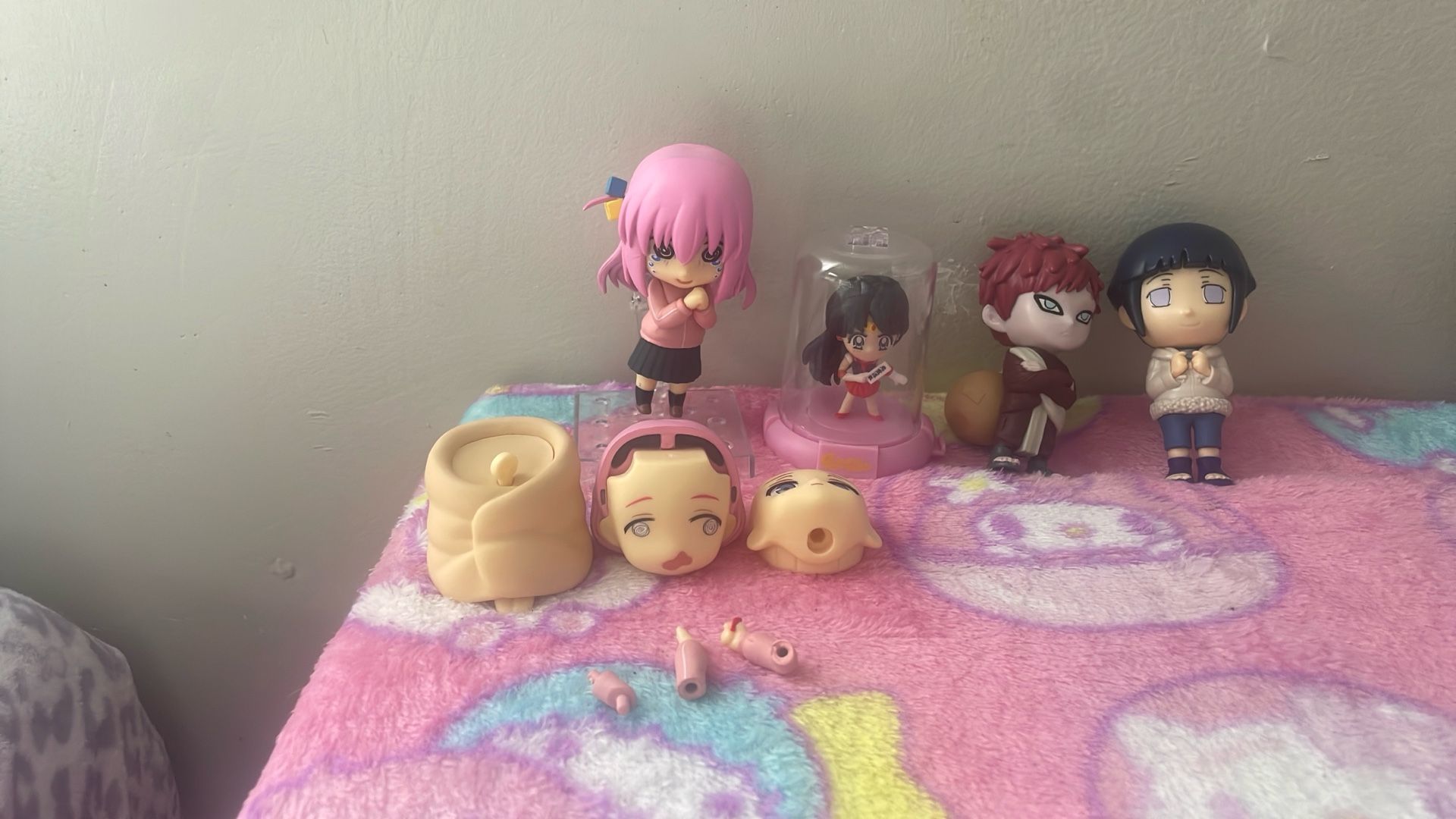 Random Misc Figurines 