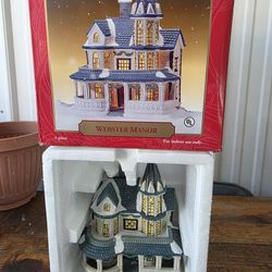 Santa's Workbench Victorian Series Villiage