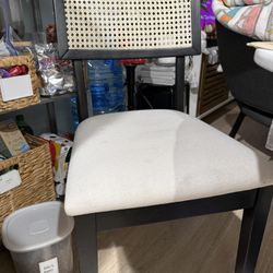 2 Dinning Chairs