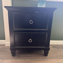 Side Table With 2 Drawers