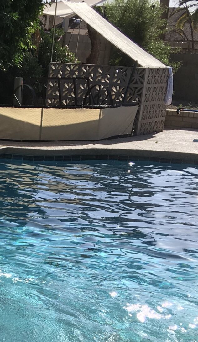 Sunshade 50’ x 3’