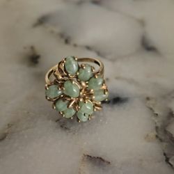 Beautiful 10K Gold Jade Cluster Ring