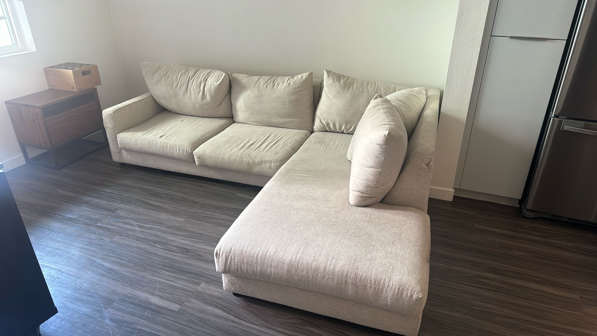 $20 COUCH