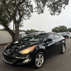 2013 Hyundai Elantra 