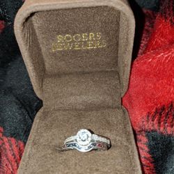 14k white gold diamond ring with band