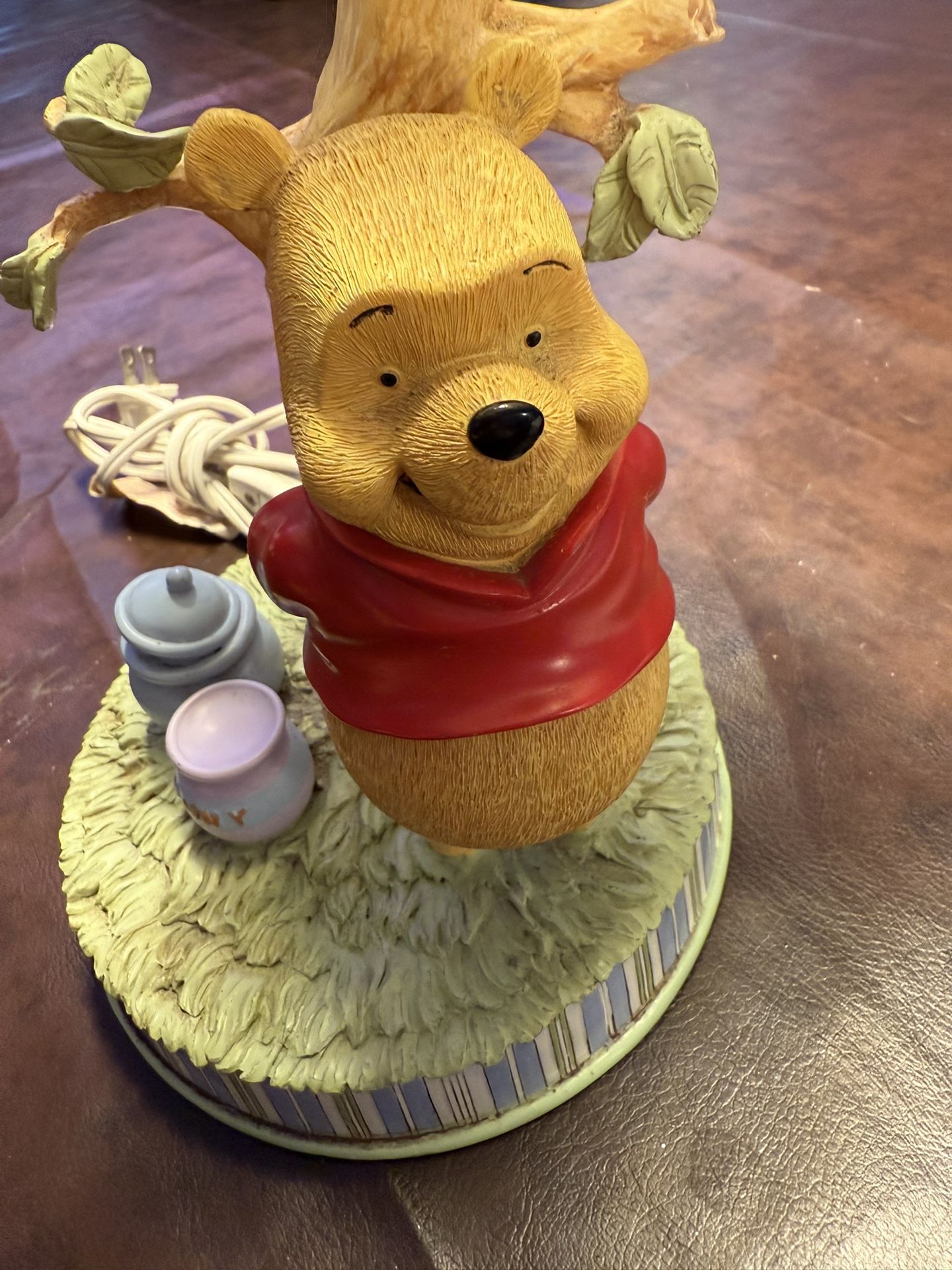 Disney Winnie The Pooh Lamp 17”