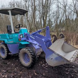Komatsu We20 Compact Front Loader