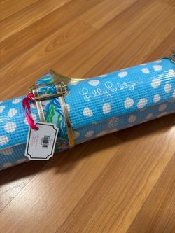 Lily Pulitzer Yoga Mat with Carry Strap (damaged)