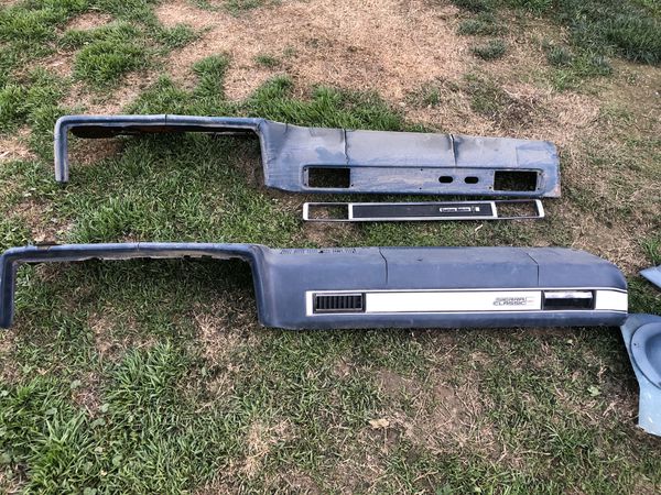 Dash pads for squarebody Chevy & GMC for Sale in Tulare, CA - OfferUp