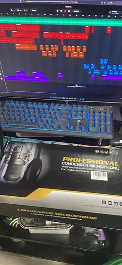 Podcasting Equipment & soundboard