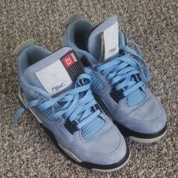 Jordan 4 Unc
