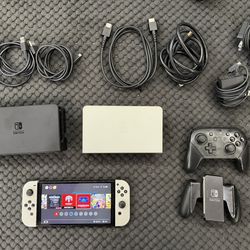 Nintendo Switch OLED Set (Pro Controller + 2 Docks)