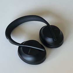 Bose 700 Noise Canceling Headphones