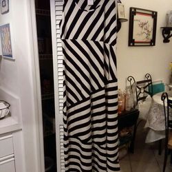 New Black & White Stripe Maxi Dress Size 18-20 