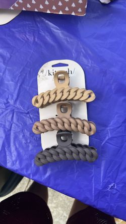 Kit•sch hair clips