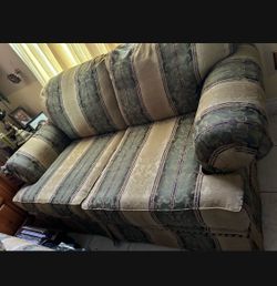 Sofa cama perfecto estado.