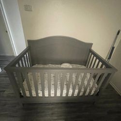 Baby crib