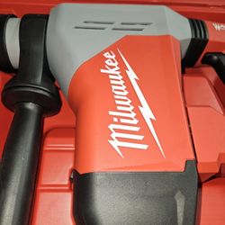 MILWUAKEE CORDED SDS MAX DEMOLITION COMBINATION NEW 