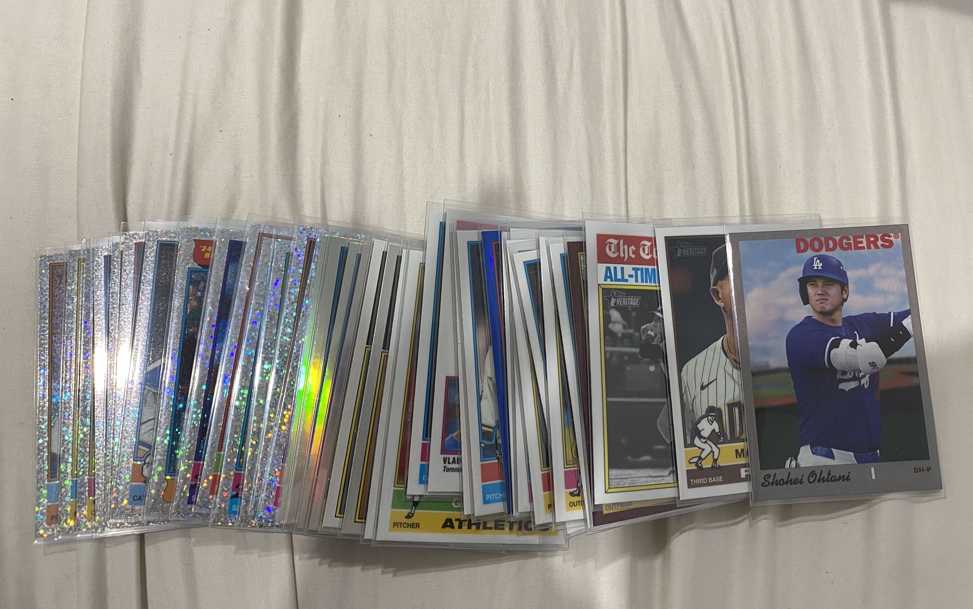 2025 Topps Heritage Baseball Cards