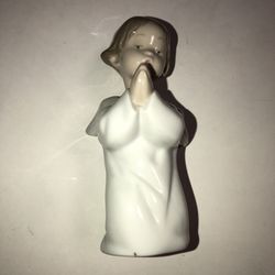 Rare LLADRO 2868  Praying Angel Figurine 