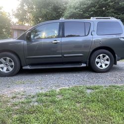 2004 Nissan Armada