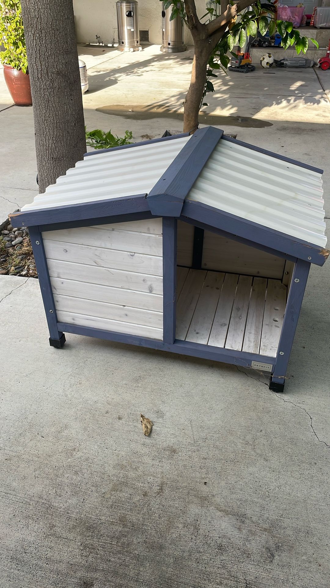 Dog House