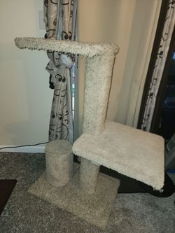 4ft tall handmade cat tree