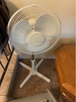 Stand up fan