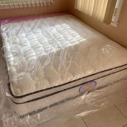 New Queen Mattress And Box Spring 2pc 