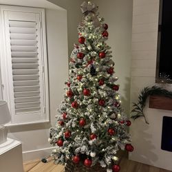 6.5ft Flocked Christmas Tree