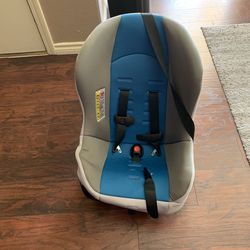 CAR SEAT