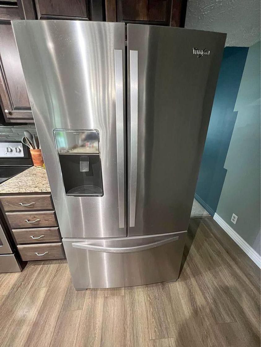 Whirlpool Refrigerator And Freezer 