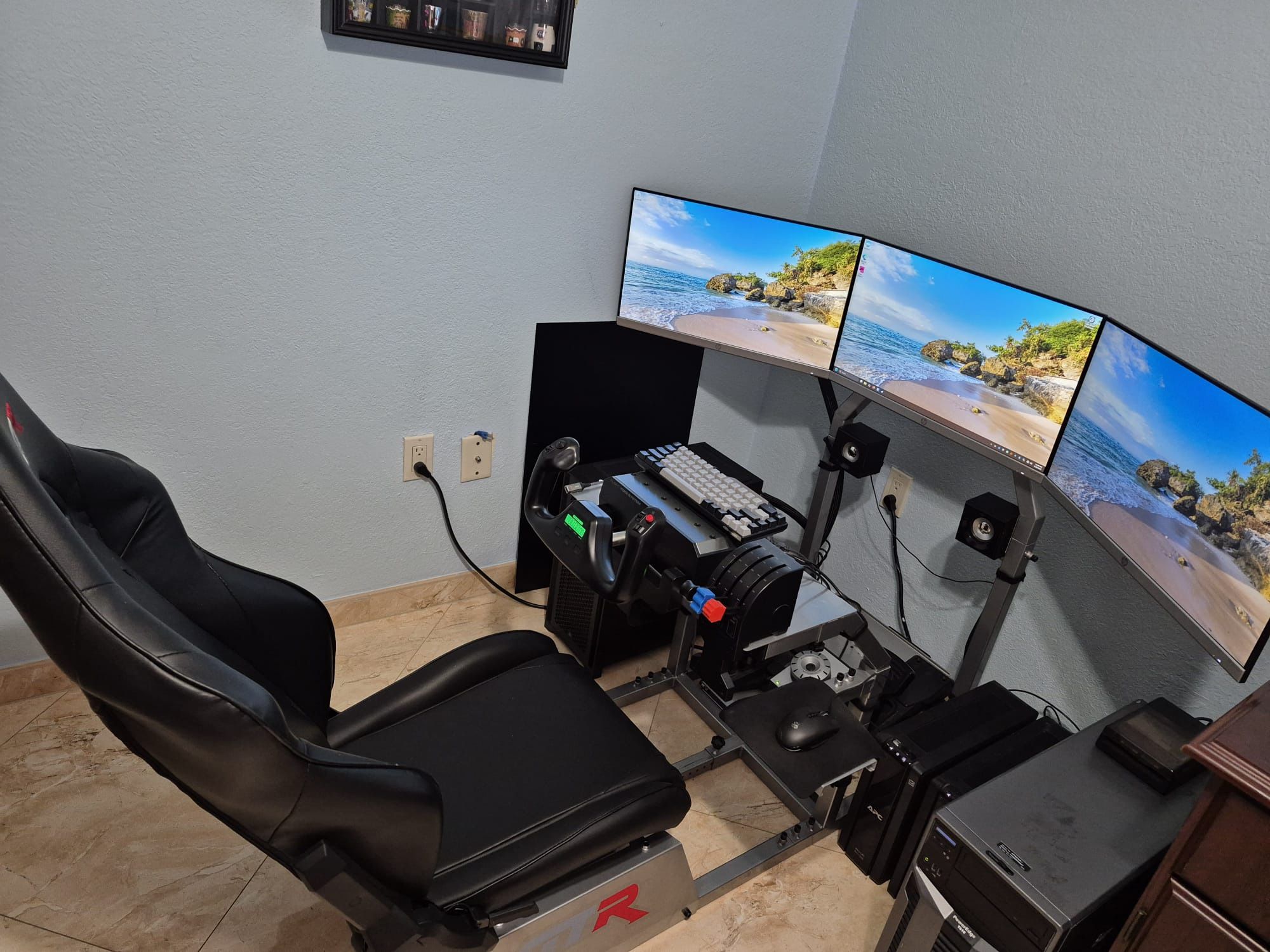 GTR Simulator Game Console ( Everything In The Picture Is Included)