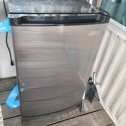 Artic King Freezer 3.0 Cu