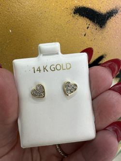 14k HEART DIAMOND EARRINGS