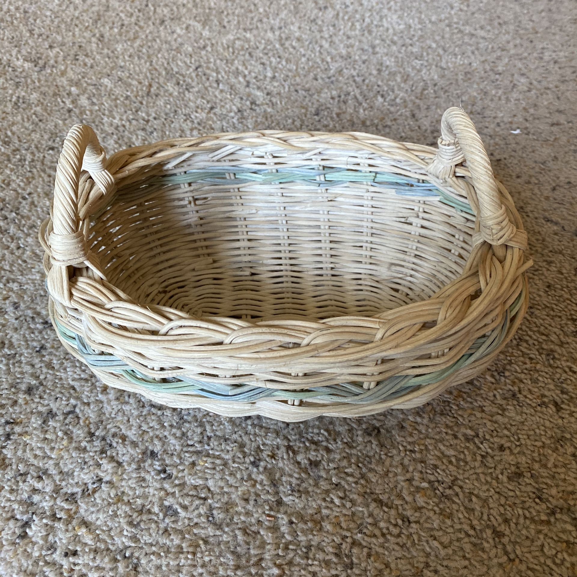 ‼️Wicker Basket with Handles‼️