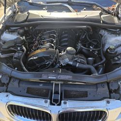 09 Bmw 335xi 