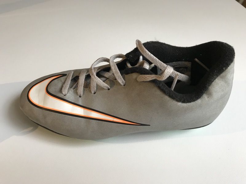 Cr7 shoes deals size 2