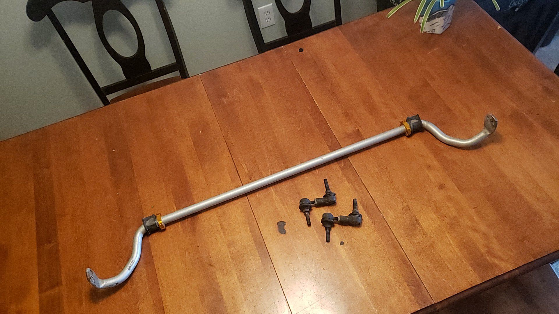 Whiteline Front Sway Bar & End Links