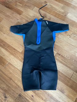 Wet suits size Large