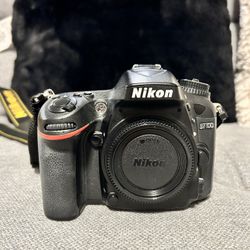 Nikon D7100 And Lenses