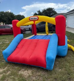 Little Strykes Jump 'n Slide Bouncer