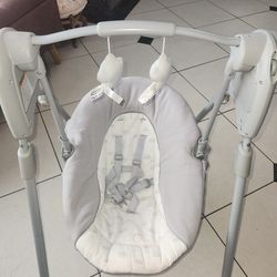 Graco baby swing