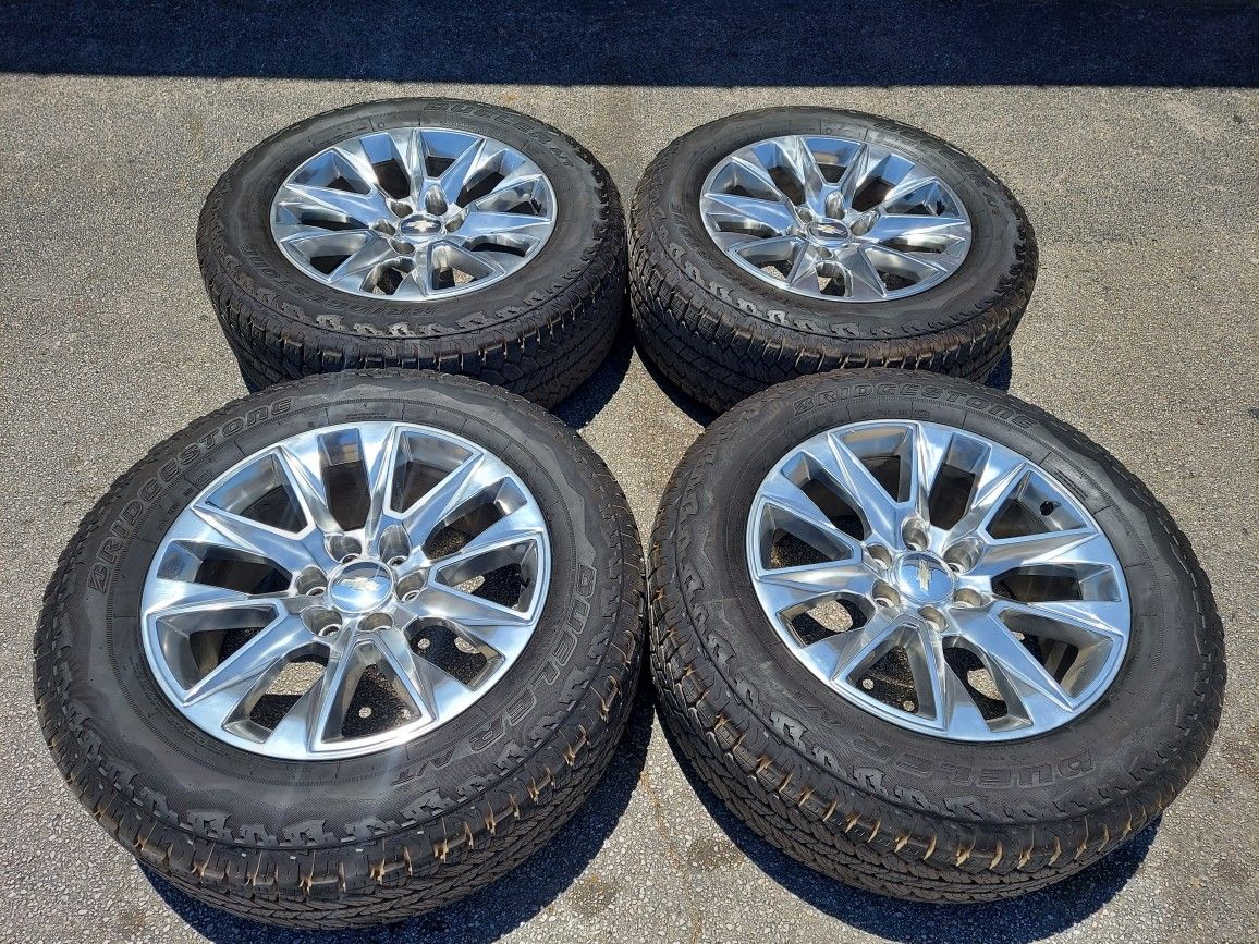 20"  CHEVY SILVERADO FACTORY WHEELS AND TIRES 